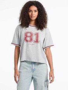 Guess Jeans T-Shirt W5YI19 K8HM0 Szary Regular Fit. Szare t-shirty Guess Jeans, xs, z aplikacjami, z bawełny, bez kołnierzyka, bez ramiączek. Za 95,00 zł.