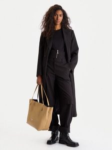 Patrizia Pepe Torebka 2B0130/L148-B775 Beżowy. Brązowe shopper bag Patrizia Pepe, bez wzorów, ze skóry, bez dodatków. Za 739,99 zł.