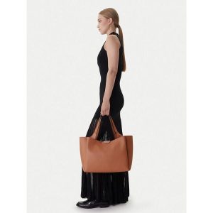 Torebka DKNY. Brązowe torebki klasyczne DKNY, bez wzorów, bez dodatków. Za 669,99 zł.