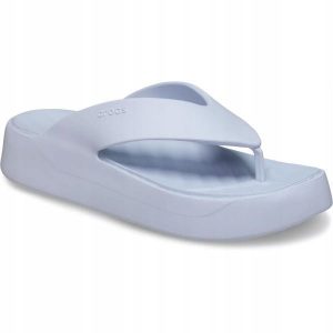 Japonki Dla Dorosłych Crocs Getaway Platform Flip. Czarne klapki Crocs, bez wzorów, z materiału, bez obcasa. Za 139,99 zł.