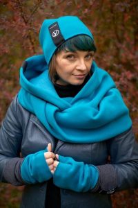 Czapka Hultajka Turkus. Czerwone czapki Hultaj Polski, bez wzorów, z bawełny, eleganckie. Za 99,00 zł.