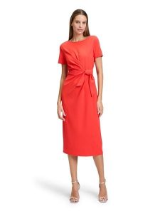 Betty Barclay Sukienka w kolorze czerwonym rozmiar: 40. Czerwone sukienki Betty Barclay, bez wzorów, bez kołnierzyka, bez ramiączek, midi. Za 195,99 zł.