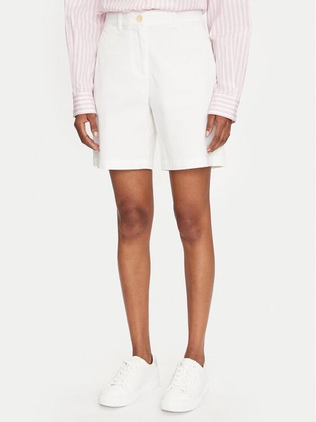 Gant Szorty materiałowe 4020119 Biały Regular Fit. Białe szorty GANT, bez wzorów, z bawełny. Za 459,99 zł.
