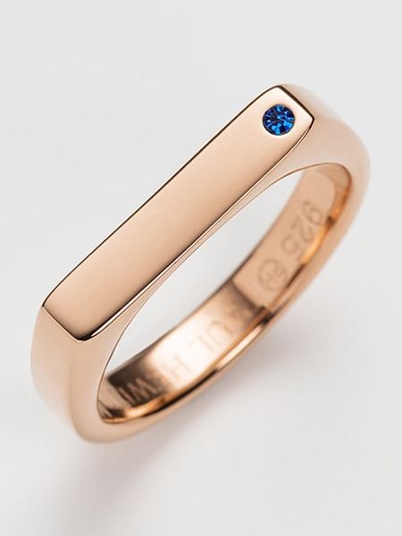 Paul Hewitt Pozłacany pierścionek z cyrkonią rozmiar: 52. Czerwone pierścionki Paul Hewitt, z cyrkonią, pozłacane. Za 252,34 zł.