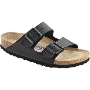 Klapki turystyczne uniseks Birkenstock Arizona 551251 Black. Czarne klapki Birkenstock, bez wzorów, z materiału, bez obcasa. Za 369,00 zł.