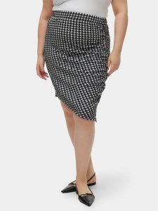 Vero Moda Curve Spódnica ołówkowa Bena 10301999 Czarny Regular Fit. Czarne spódnice Vero Moda Curve, bez wzorów, z syntetyku. Za 79,99 zł.