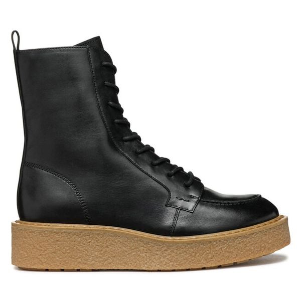 Trzewiki Geox. Czarne botki Geox, bez wzorów, bez obcasa, na płaskiej podeszwie, bez zapięcia. Za 399,99 zł.