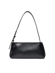 Calvin Klein Torebka Embossed Logo K60K612550 Czarny. Czarne torebki klasyczne Calvin Klein, bez wzorów, ze skóry, bez dodatków. Za 289,99 zł.