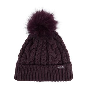 Czapka damska Lovella VI. Fioletowe czapki Regatta, bez wzorów, z dzianiny, eleganckie. Za 39,99 zł.