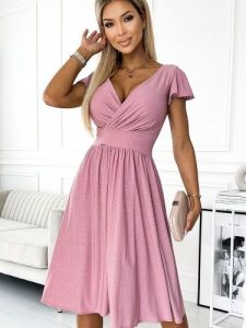 Sukienka Model Matilde 425-2 Powder Pink/Brokat - Numoco. Różowe sukienki NUMOCO, l, bez wzorów, z elastanu, bez kołnierzyka, plus size, bez ramiączek, mini, kopertowe. Za 336,51 zł.