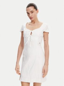 Guess Sukienka letnia W5GK41 WH5L2 Biały Regular Fit. Białe kombinezony Guess, na lato, l, z aplikacjami, z lyocellu, bez kołnierzyka, bez ramiączek. Za 347,00 zł.