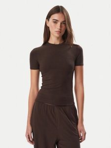 Guess T-Shirt O6BM13 K5058 Brązowy Slim Fit. Brązowe t-shirty Guess, l, z aplikacjami, z lyocellu, bez kołnierzyka, bez ramiączek. Za 154,99 zł.