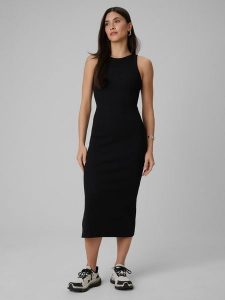 4F Sukienka z prążkowanej dzianiny damska - czarna S. Czarne sukienki 4f, na co dzień, s, bez wzorów, z dzianiny, klasyczne, bez kołnierzyka, bez ramiączek, maxi, dopasowane. Za 129,99 zł.
