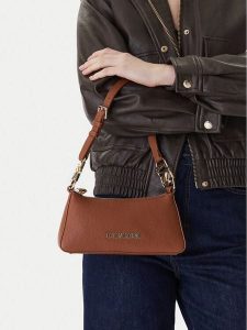 LOVE MOSCHINO Torebka JC4007PP1OLB0200 Brązowy. Brązowe torebki klasyczne LOVE MOSCHINO, bez wzorów, ze skóry, bez dodatków. Za 689,99 zł.