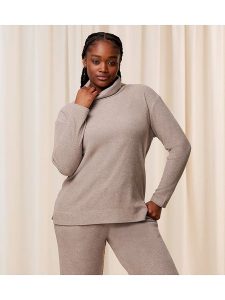 Triumph Golf w kolorze beżowym rozmiar: 40. Brązowe golfy Triumph, bez wzorów. Za 122,96 zł.