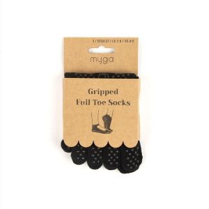 Antypoślizgowe skarpetki z palcami do jogi myga Yoga Toe Socks. Czarne skarpetki MYGA, bez wzorów. Za 49,99 zł.