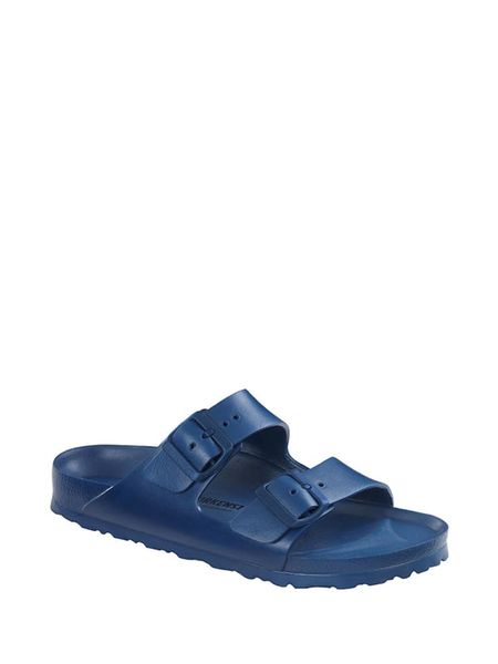 Birkenstock Klapki "Arizona" w kolorze granatowym rozmiar: 42. Niebieskie klapki Birkenstock, bez wzorów, z otwartym noskiem, bez obcasa. Za 174,45 zł.