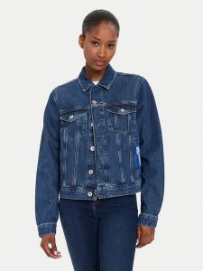 Karl Lagerfeld Jeans Kurtka jeansowa 240J1404 Niebieski Regular Fit. Niebieskie kurtki Karl Lagerfeld Jeans, xs, bez wzorów, z bawełny, bez kaptura. Za 399,99 zł.