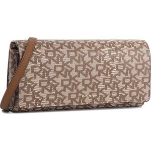Torebka DKNY - Bryant Wallet On String R835J622 Chino Logo/Vic CVU. Listonoszki marki DKNY. W wyprzedaży za 369,00 zł.