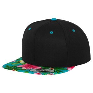 Hawajska Czapka Z Daszkiem. Czarne czapki FLEXFIT, bez wzorów. Za 125,99 zł.