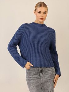APART Sweter w kolorze niebieskim rozmiar: 36/38. Niebieskie swetry oversize Apart, bez wzorów, z kaszmiru, bez ramiączek. Za 173,99 zł.