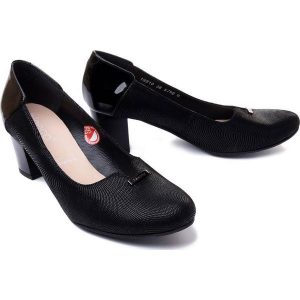 BIOECO BY ARKA 5760 czarny, czółenka damskie. Czarne czółenka Bioeco by Arka, bez wzorów, ze skóry, bez obcasa, na obcasie, bez zapięcia. Za 139,95 zł.