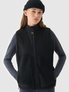 4F Bezrękawnik sherpa ze stójką damski - czarny XL. Czarne kamizelki 4f, na zimę, xl, bez wzorów, z bawełny, bez kołnierzyka, bez ramiączek, bez kaptura. W wyprzedaży za 69,99 zł.