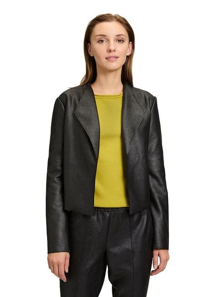 CARTOON Kurtka przejściowa w kolorze czarnym rozmiar: 44. Czarne kurtki Cartoon, bez wzorów, ze skóry, bez kaptura. Za 122,67 zł.