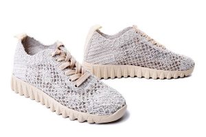 ARTIKER RELAKS 52C2476 beige, półbuty letnie damskie. Brązowe półbuty Artiker Relaks, na lato, bez wzorów, bez obcasa, bez zapięcia. Za 115,43 zł.