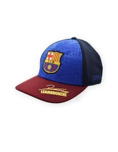 Czapka baseballowa FC Barcelona z podpisem Lewandowskiego. Czerwone czapki FC BARCELONA, bez wzorów, z materiału, klasyczne. Za 105,52 zł.