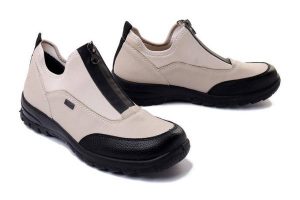 RIEKER TEX L7153-60 beige, półbuty damskie. Brązowe półbuty Rieker, bez wzorów, bez obcasa, bez zapięcia. Za 197,94 zł.