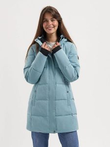 TRAVELIN' Płaszcz zimowy w kolorze błękitnym rozmiar: M. Niebieskie płaszcze Travelin', na zimę, m, bez wzorów, bez kaptura. Za 425,39 zł.