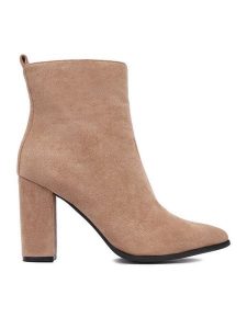 DeeZee Botki E-5133-6 Beżowy. Brązowe botki DeeZee, bez wzorów, z materiału, bez obcasa, na słupku, bez zapięcia. Za 199,99 zł.