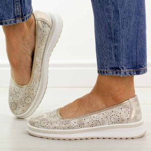 Złote ażurowe skórzane baleriny damskie S.Barski 7038. Żółte balerinki S.BARSKI, w ażurowe wzory, z jeansu, z okrągłym noskiem, bez obcasa, na płaskiej podeszwie, bez zapięcia. Za 229,00 zł.