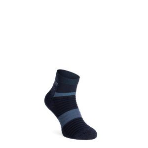 Skarpety do biegania Inov-8 Active Mid Sock. Niebieskie skarpetki Inov-8, bez wzorów. Za 51,99 zł.