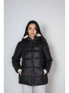 Steve Madden Kurtka zimowa w kolorze czarnym rozmiar: L. Czarne kurtki Steve Madden, na zimę, l, bez wzorów, z puchu, bez kaptura. Za 257,14 zł.