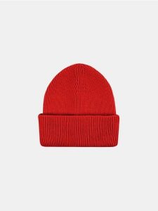 Prążkowana czapka beanie - czerwony. Czerwone czapki Sinsay, bez wzorów, prążkowane. Za 29,99 zł.