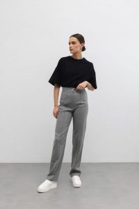 Eleganckie WEŁNIANE spodnie w kolorze SZARYM -VEZELAY-XL. Szare spodnie z wysokim stanem Marsala, bez wzorów, z elastanu. W wyprzedaży za 131,97 zł.
