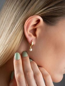 Heliophilia Pozłacane kolczyki-kreole rozmiar: onesize. Żółte kolczyki Heliophilia, pozłacane. Za 141,52 zł.