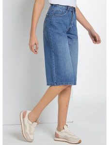 CIMARRON Szorty dżinsowe w kolorze niebieskim rozmiar: W27. Niebieskie szorty Cimarron, bez wzorów, klasyczne. Za 104,64 zł.