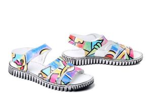 MANITU 910239-00 bunt, sandały damskie. Sandały Manitu, bez wzorów, ze skóry, bez obcasa, bez zapięcia. Za 229,42 zł.