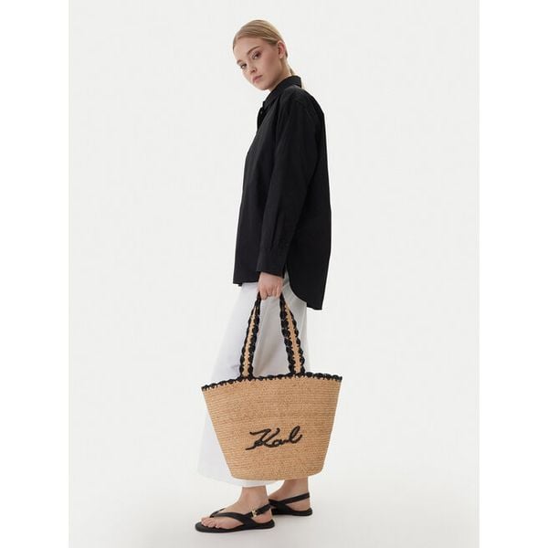 Torebka KARL LAGERFELD. Brązowe torebki klasyczne KARL LAGERFELD, bez wzorów, bez dodatków. Za 601,99 zł.