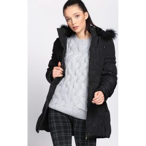 Czarna Kurtka Social. Kurtki marki Born2be. Za 74,99 zł.