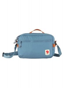 Saszetka Fjallraven High Coast Crossbody - down blue. Niebieskie nerki i saszetki Fjällräven, bez wzorów, z poliamidu. Za 257,39 zł.