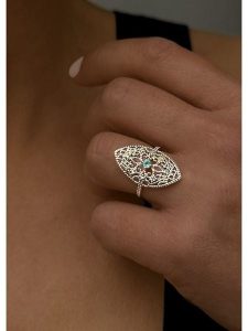 DIA DIAMONDS Pozłacany pierścionek z diamentami i szmaragdem rozmiar: 52. Zielone pierścionki DIA DIAMONDS, z diamentem, pozłacane. Za 310,38 zł.