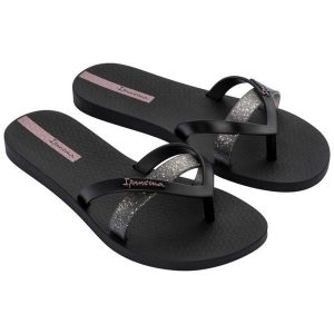 Japonki Ipanema Kirei Chic 83673 BB745 czarne. Czarne klapki bez wzorów, z materiału, bez obcasa. Za 154,29 zł.