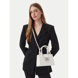 Torebka Armani Exchange. Białe torebki klasyczne Armani Exchange, bez wzorów, bez dodatków. Za 454,99 zł.