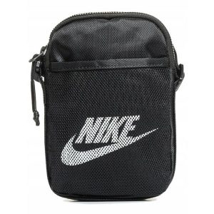 Torba saszetka listonoszka NIKE na ramię. Czarne nerki i saszetki Nike, bez wzorów. Za 126,99 zł.