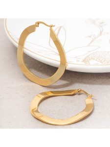 MENTHE À L'O Pozłacane kolczyki-kreole rozmiar: onesize. Żółte kolczyki MENTHE À L'O, pozłacane. Za 113,63 zł.