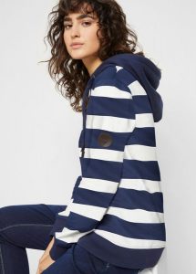 Bluza z kapturem z czystej bawełny. Niebieskie bluzy bonprix, bez wzorów, z bawełny, z kapturem. Za 179,99 zł.